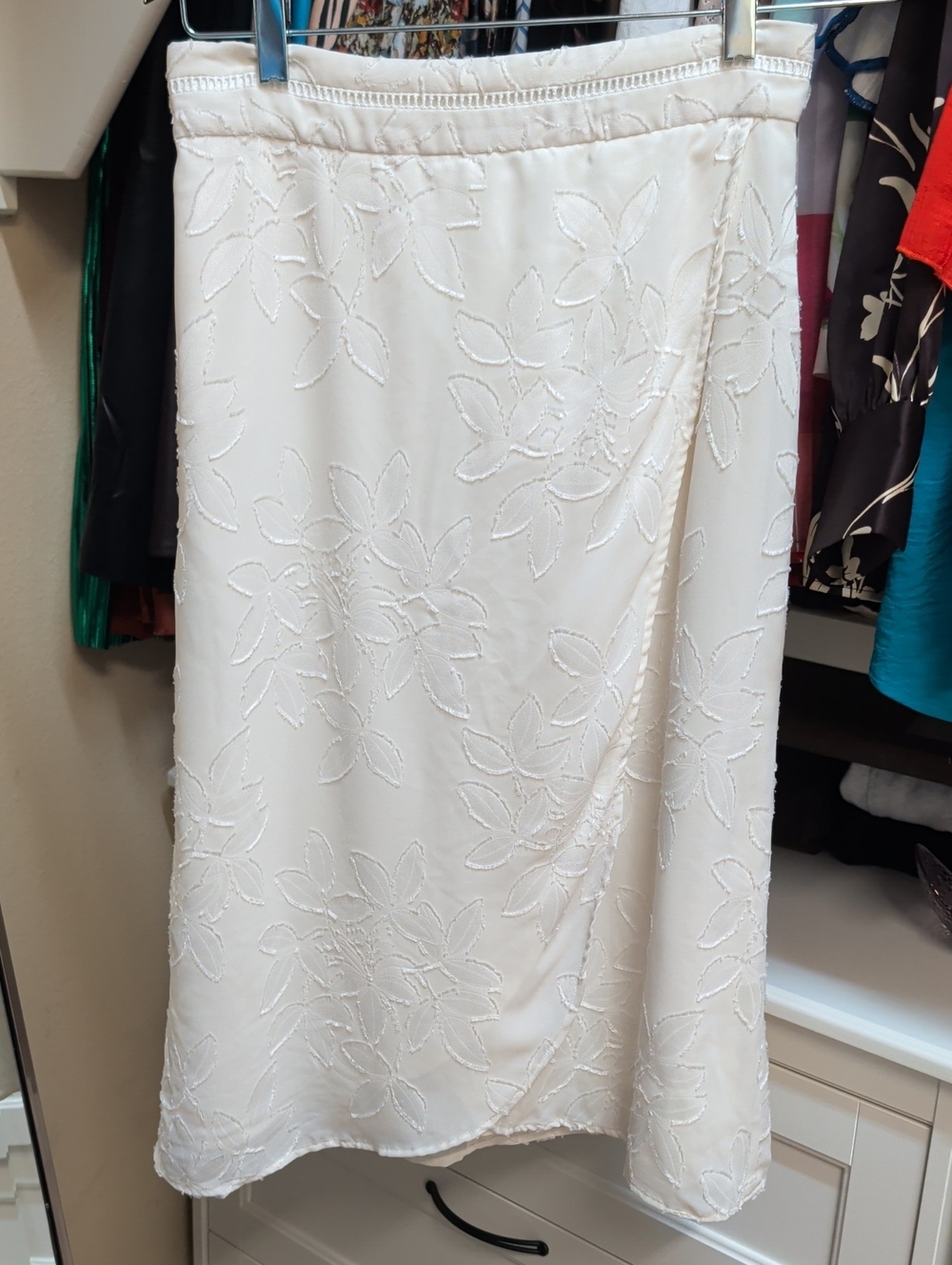 Ann Taylor Ivory Floral Midi Skirt